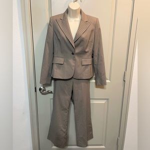 Anne Klein suite set - Gray